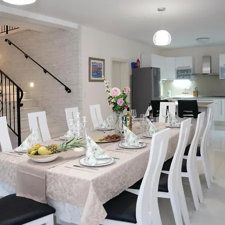Gorgeous In Tatil Evi *